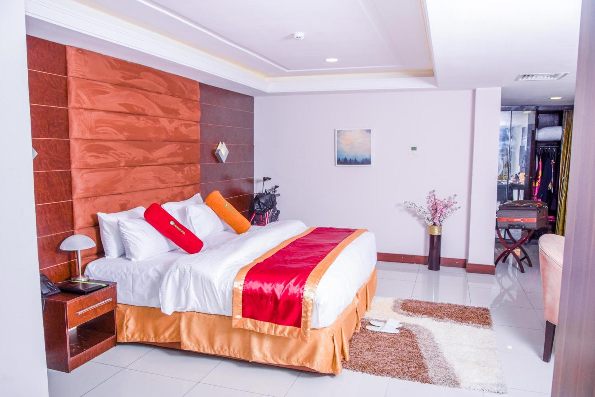 Limewood Hotel Port Harcourt Bagian luar foto