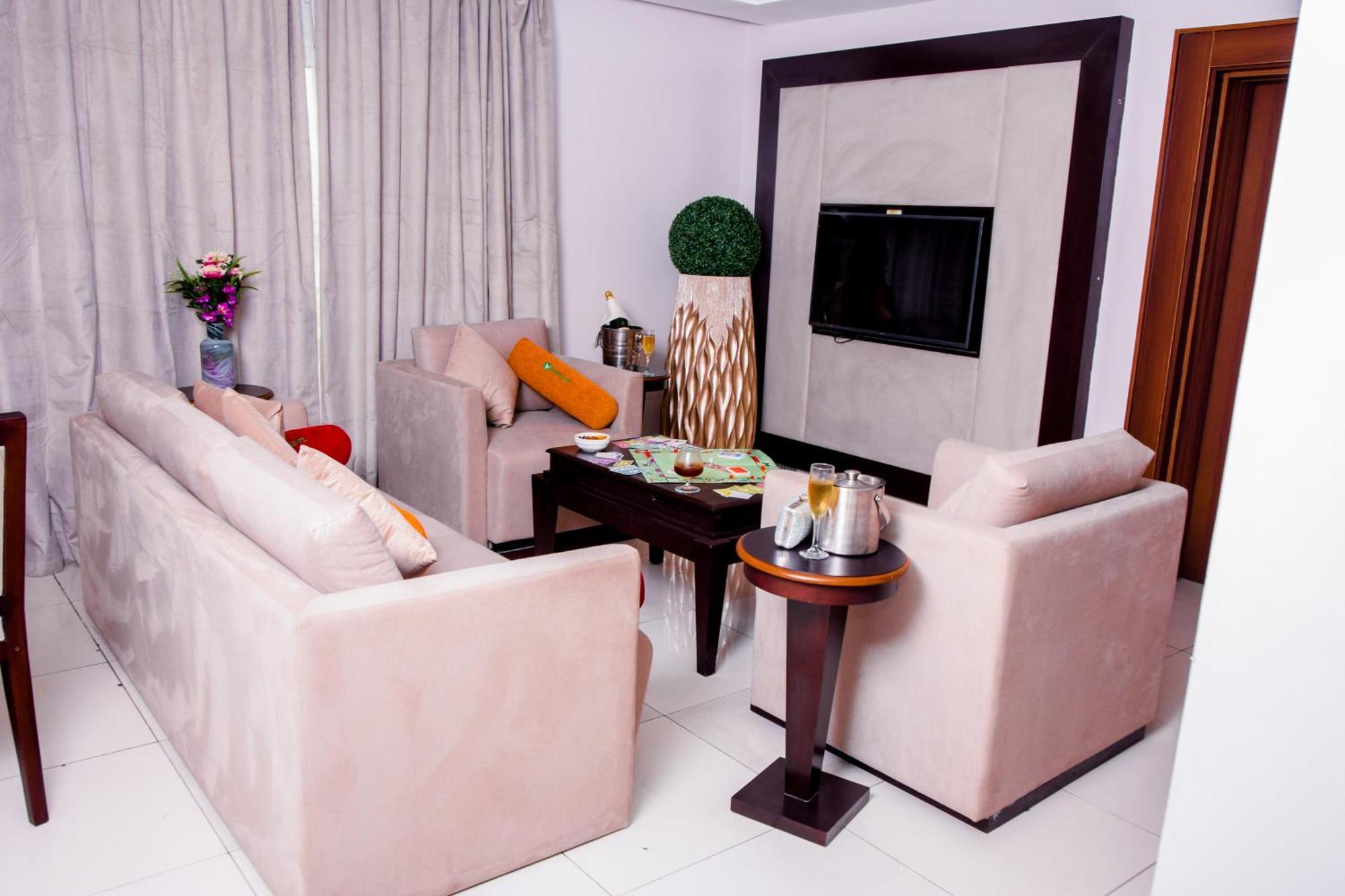 Limewood Hotel Port Harcourt Bagian luar foto