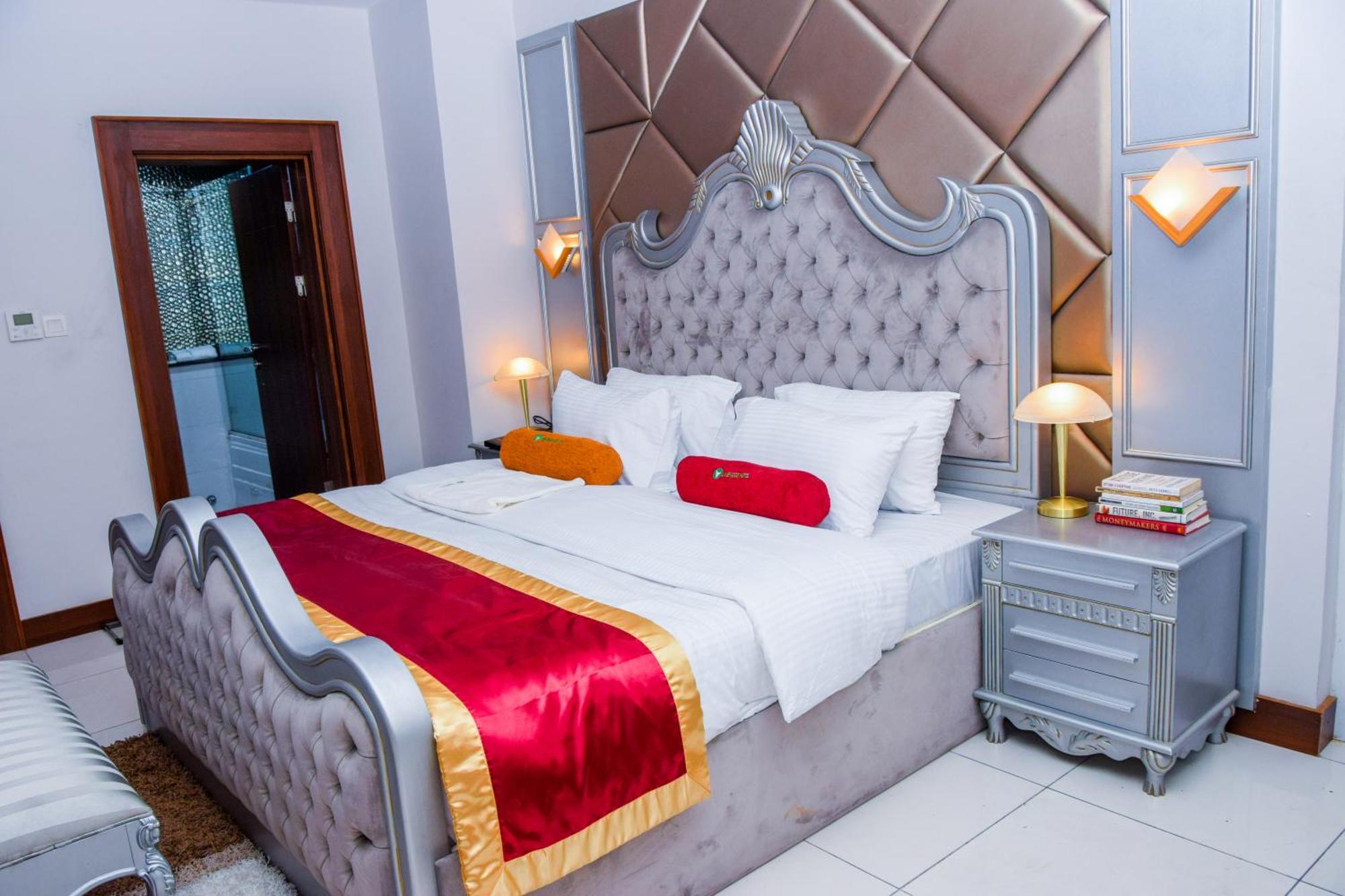 Limewood Hotel Port Harcourt Bagian luar foto