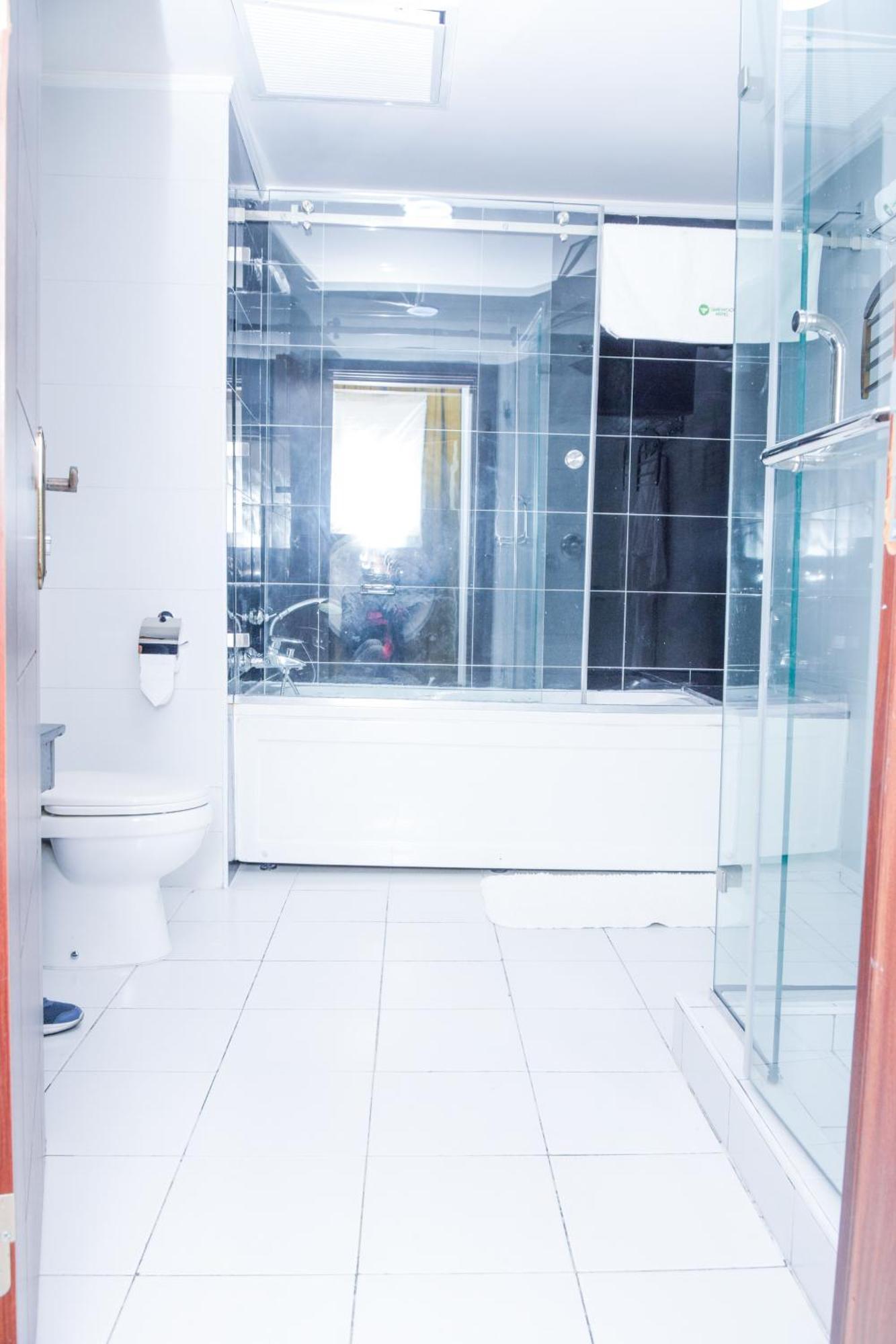 Limewood Hotel Port Harcourt Bagian luar foto