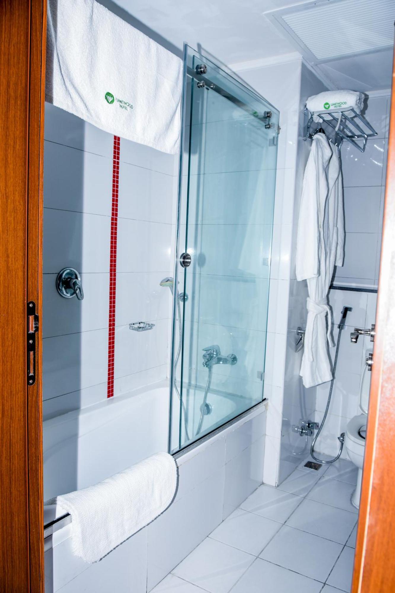 Limewood Hotel Port Harcourt Bagian luar foto